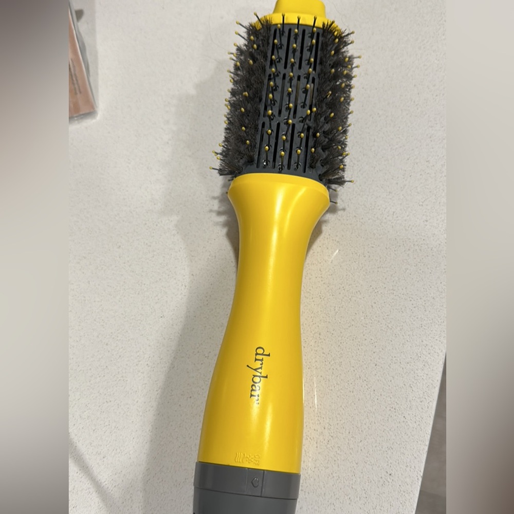 Drybar double shot blow dryer